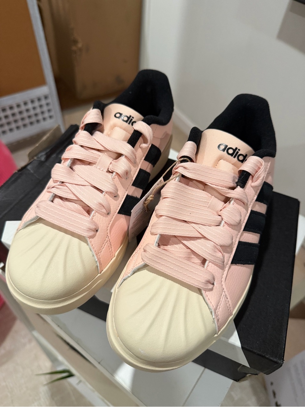 Streettalk adidas Pink and Black Shell-Toe Low-Top Sneakers